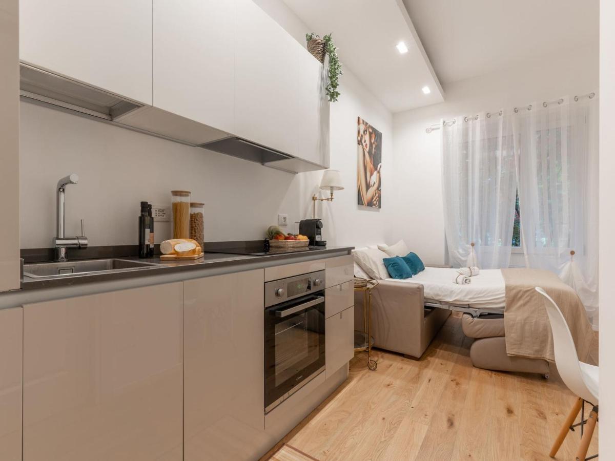 The Best Rent - Gorgeous One-Bedroom Apartment In Ticinese Milano Exterior foto