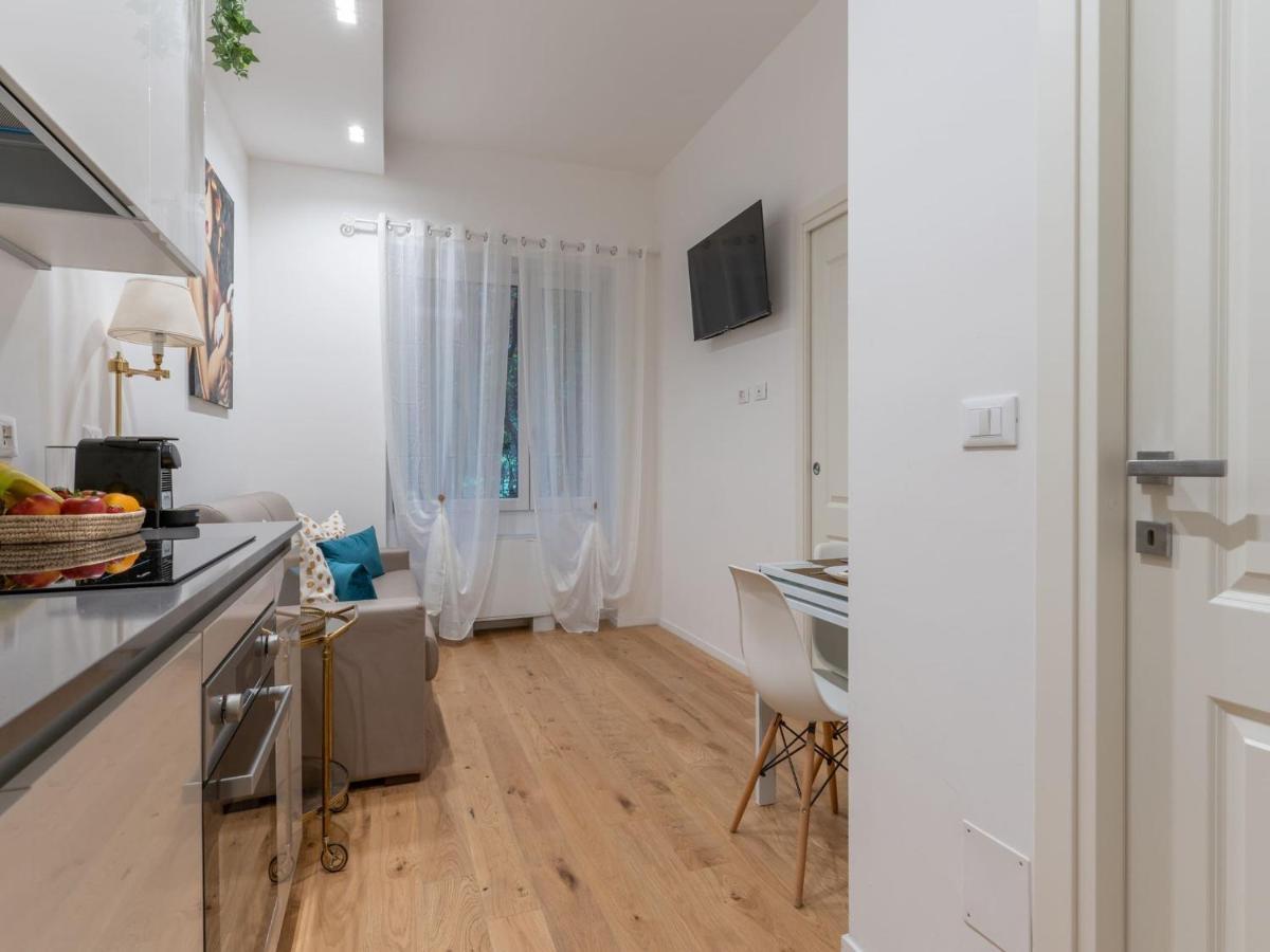 The Best Rent - Gorgeous One-Bedroom Apartment In Ticinese Milano Exterior foto